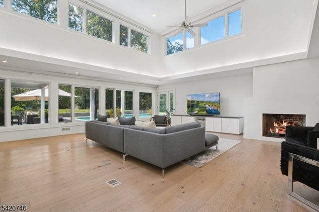 1414 Whipporwill Way, Mountainside Boro, NJ 07092