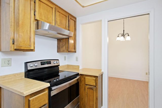 942 Sylvan Meadows Dr, Modesto, CA 95356