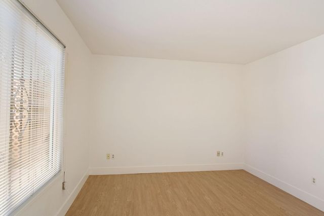 942 Sylvan Meadows Dr, Modesto, CA 95356