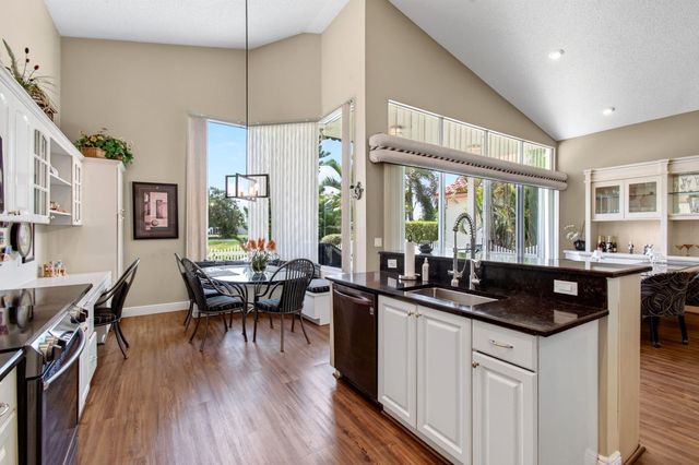 6070 Terra Mere Circle, Boynton Beach, FL 33437