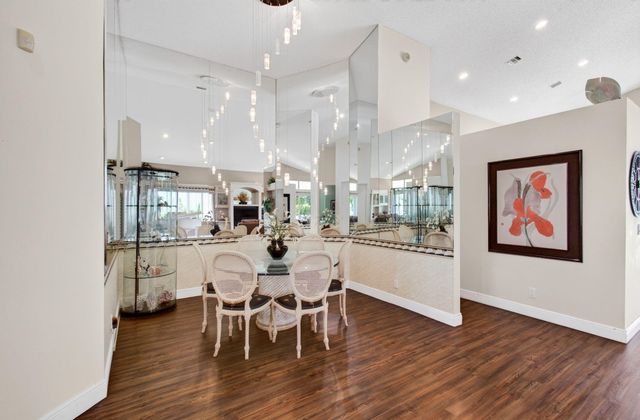 6070 Terra Mere Circle, Boynton Beach, FL 33437