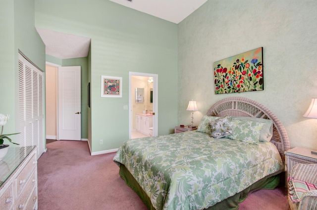 6070 Terra Mere Circle, Boynton Beach, FL 33437