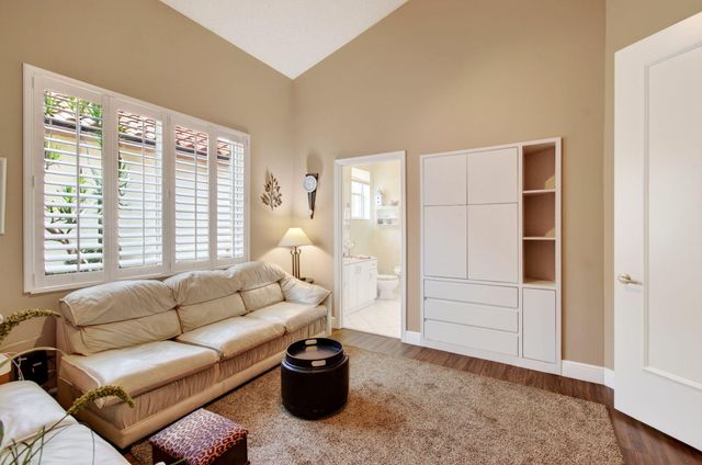 6070 Terra Mere Circle, Boynton Beach, FL 33437