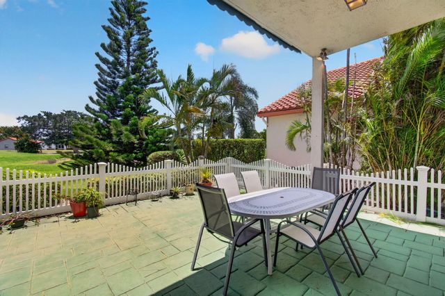 6070 Terra Mere Circle, Boynton Beach, FL 33437