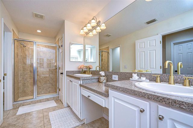 208 ELM VIEW COURT, Brandon, FL 33511