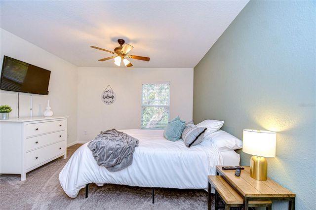 208 ELM VIEW COURT, Brandon, FL 33511