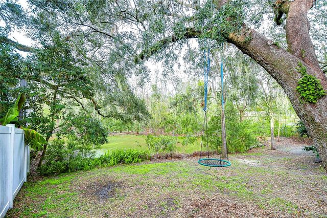 208 ELM VIEW COURT, Brandon, FL 33511