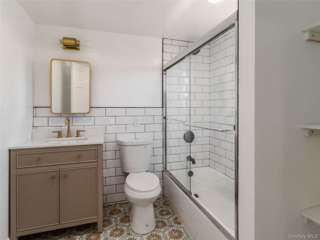 37 new Avenue, Yonkers, NY 10704