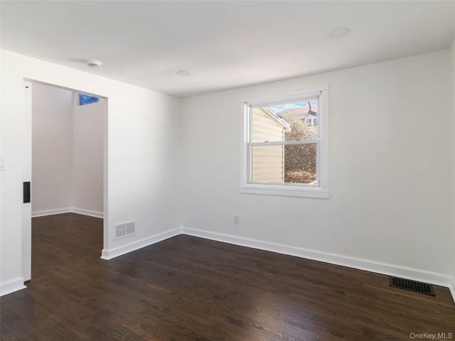 37 new Avenue, Yonkers, NY 10704