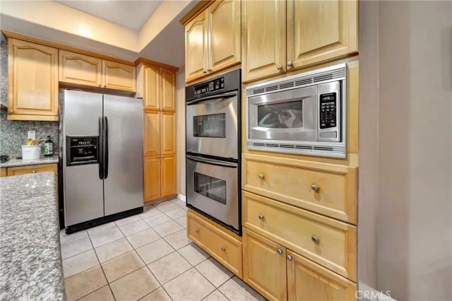 23556 Lull, West Hills, CA 91304