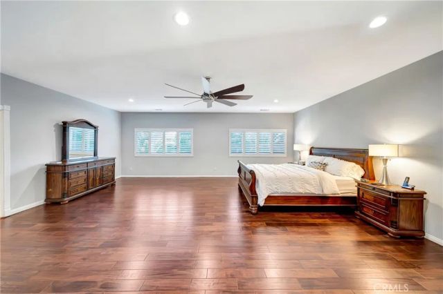 23556 Lull, West Hills, CA 91304
