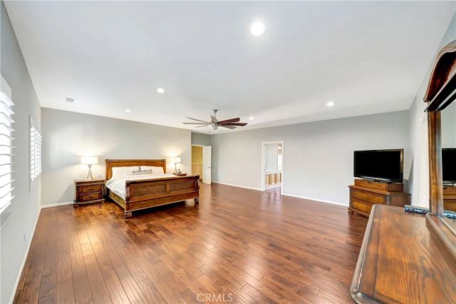23556 Lull, West Hills, CA 91304