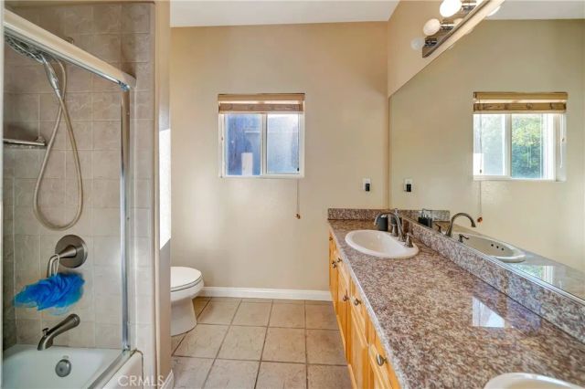 23556 Lull, West Hills, CA 91304