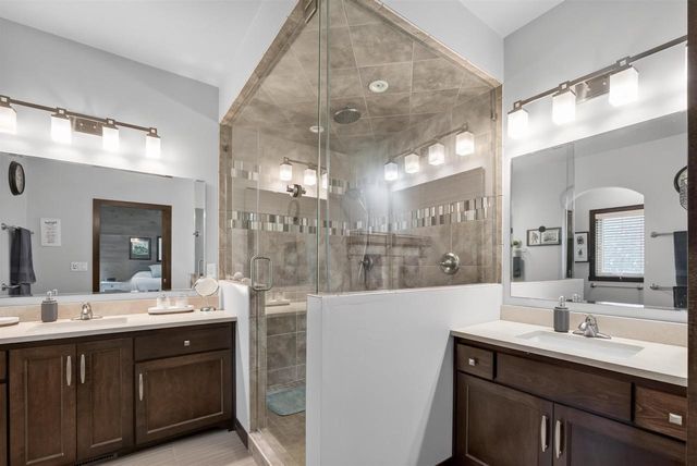 3364 COTTAGE HILL DRIVE, Green Bay, WI 54311