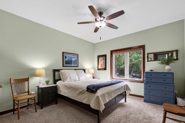 3364 COTTAGE HILL DRIVE, Green Bay, WI 54311