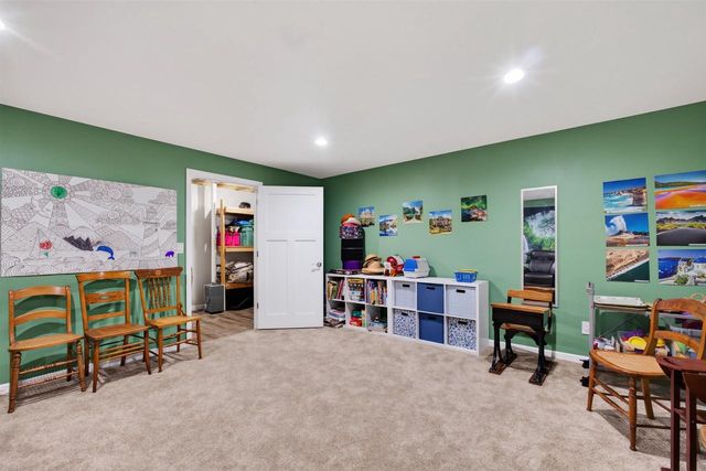 3364 COTTAGE HILL DRIVE, Green Bay, WI 54311