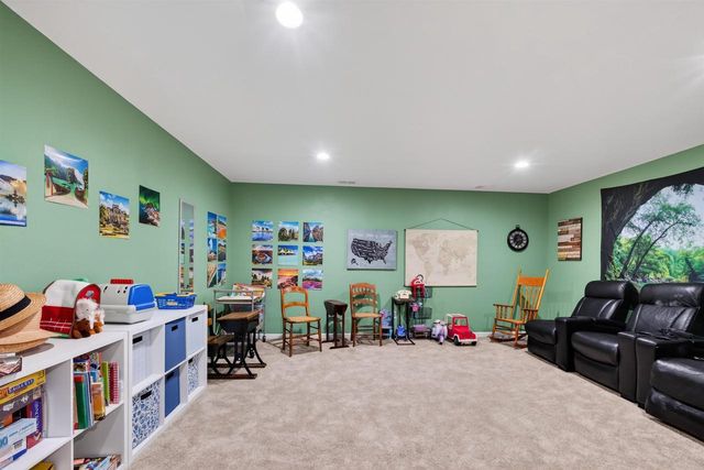 3364 COTTAGE HILL DRIVE, Green Bay, WI 54311