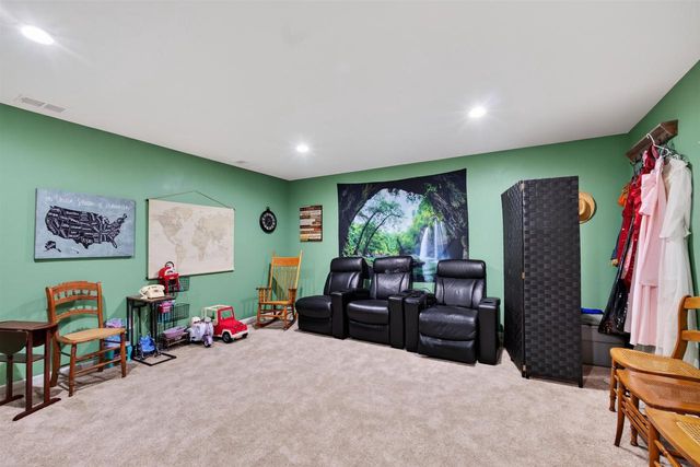 3364 COTTAGE HILL DRIVE, Green Bay, WI 54311