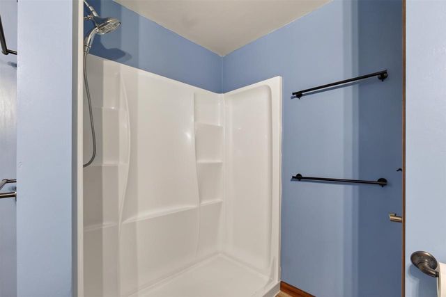 3364 COTTAGE HILL DRIVE, Green Bay, WI 54311