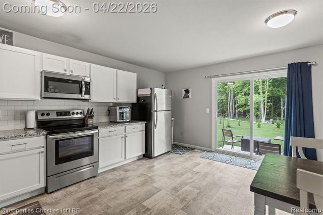 342 Lotz Court, Wayland, MI 49348