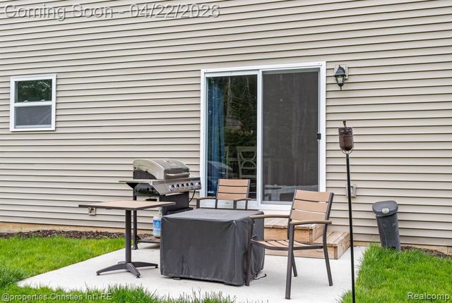342 Lotz Court, Wayland, MI 49348