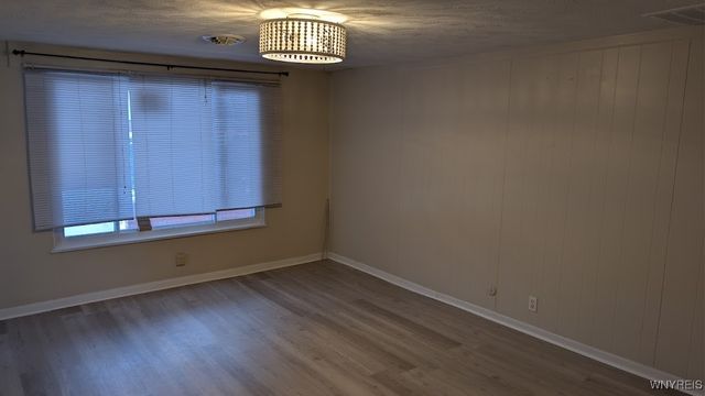 25 Cadet Circle, Lancaster, NY 14086