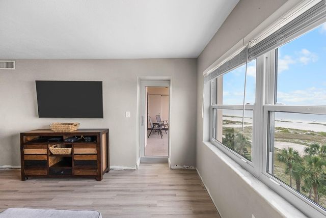 1270 GULF BOULEVARD 606, Clearwater Beach, FL 33767