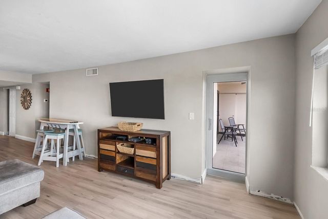 1270 GULF BOULEVARD 606, Clearwater Beach, FL 33767