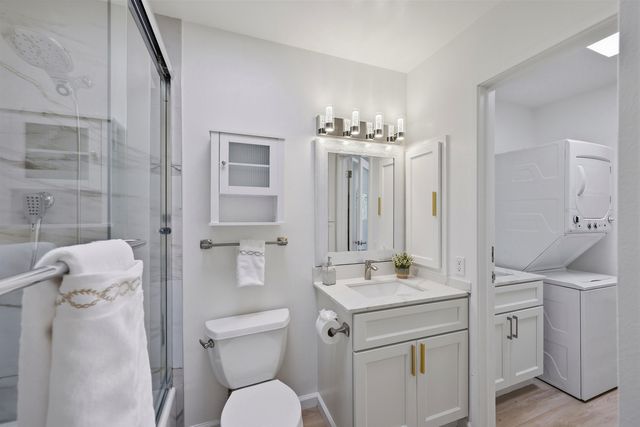 651 Moraga Rd 12, Moraga, CA 94556