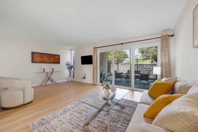 651 Moraga Rd 12, Moraga, CA 94556