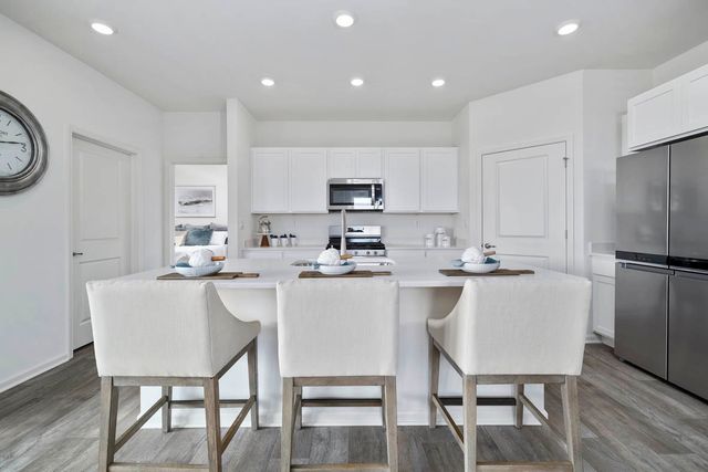 820 Mesa Lane, Pingree Grove, IL 60140