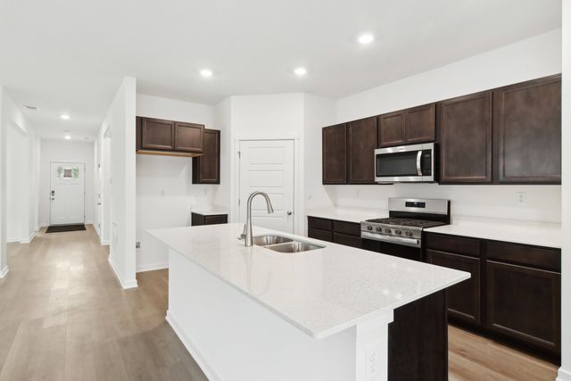 820 Mesa Lane, Pingree Grove, IL 60140