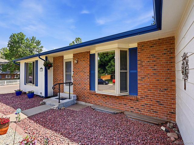 7947 S Flower Court, Littleton, CO 80128