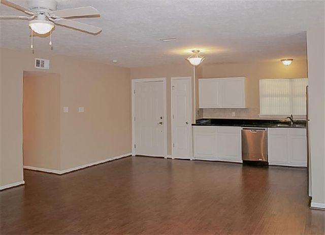 13 Blue Fox Road, The Woodlands, TX 77380