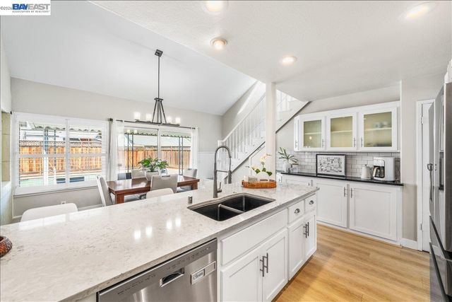 552 Hanover St, Livermore, CA 94551