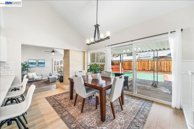 552 Hanover St, Livermore, CA 94551