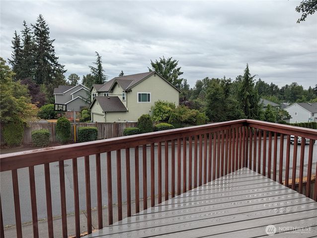 27721 145th Place SE, Kent, WA 98042