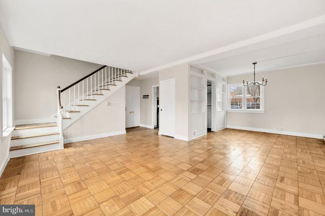 1455 MARTHA CUSTIS DR, Alexandria, VA 22302