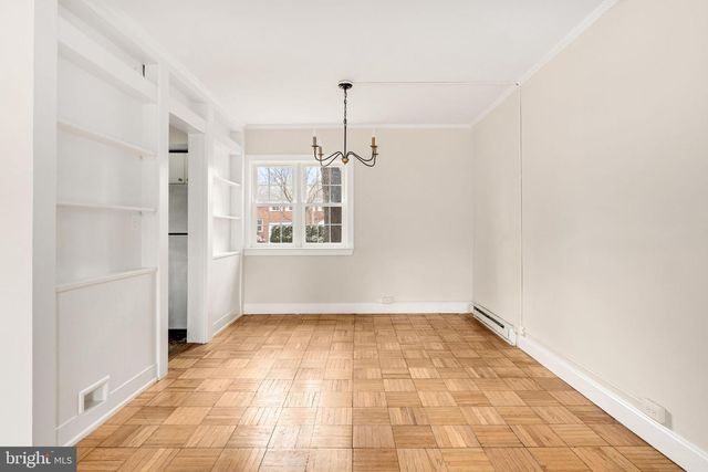 1455 MARTHA CUSTIS DR, Alexandria, VA 22302