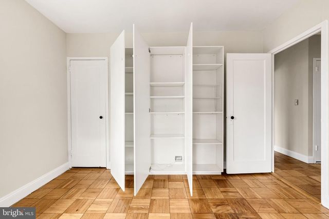 1455 MARTHA CUSTIS DR, Alexandria, VA 22302