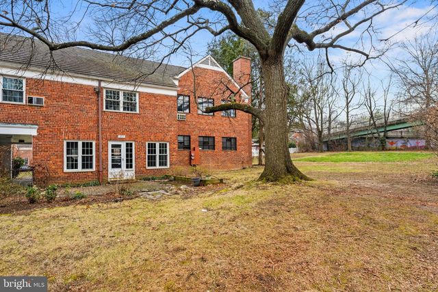 1455 MARTHA CUSTIS DR, Alexandria, VA 22302