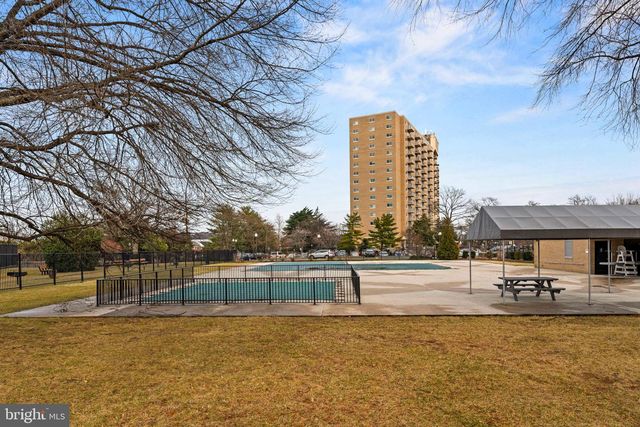 1455 MARTHA CUSTIS DR, Alexandria, VA 22302