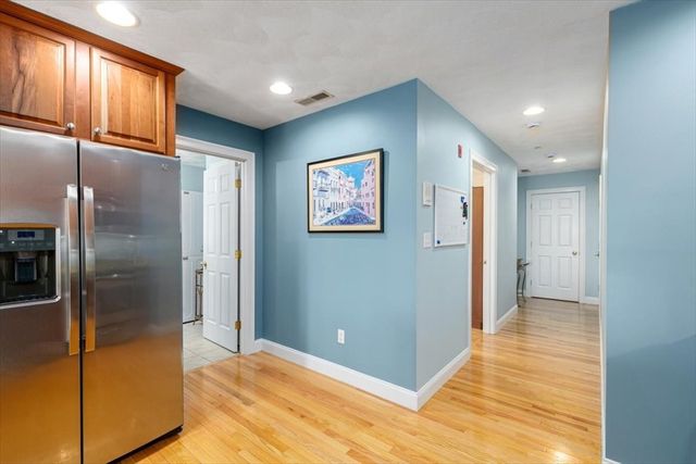 10 Cunningham Ln 204, Billerica, MA 01821