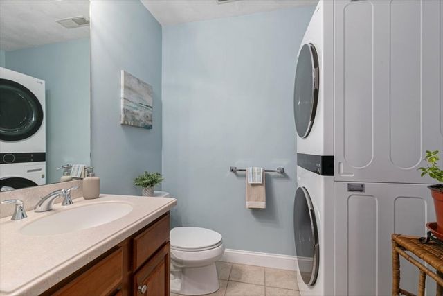 10 Cunningham Ln 204, Billerica, MA 01821