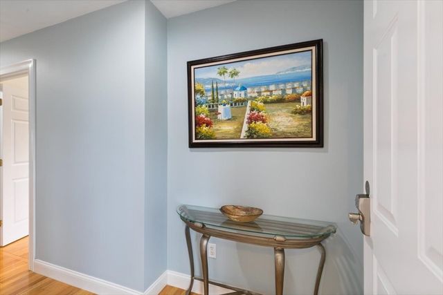 10 Cunningham Ln 204, Billerica, MA 01821