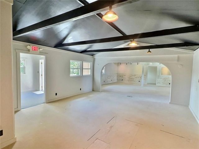 426 Van Buren, Eureka Springs, AR 72632
