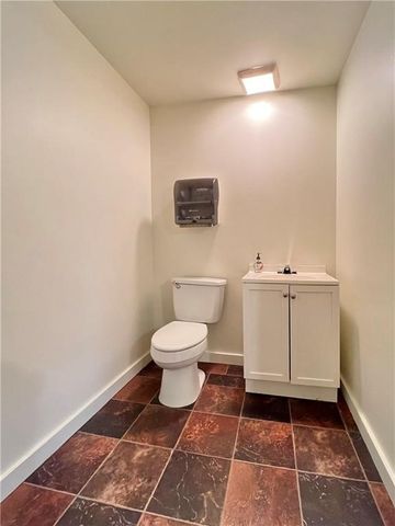 426 Van Buren, Eureka Springs, AR 72632