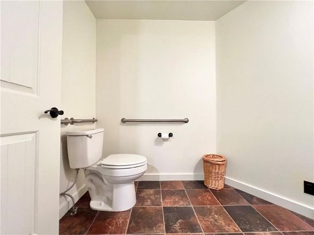 426 Van Buren, Eureka Springs, AR 72632