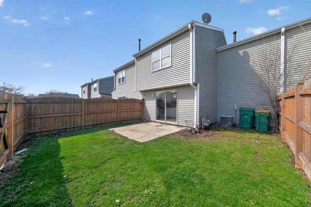 453 Normandie Lane, Round Lake, IL 60073