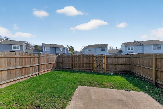453 Normandie Lane, Round Lake, IL 60073